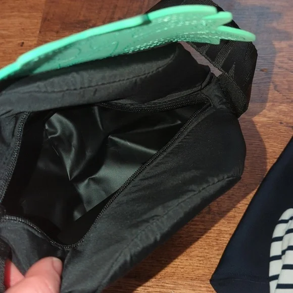 PINK pineapple bag - Picture 3 of 3